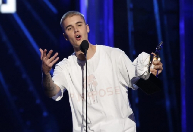 Viral publicación de Justin Bieber al decirle a sus fans que sigue a Jesús