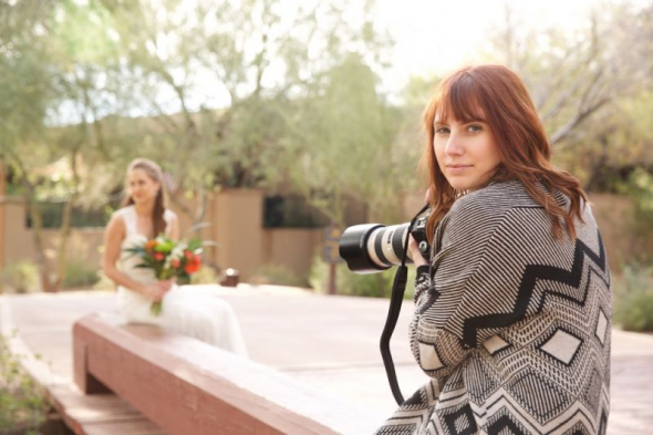 Wisconsin no puede obligar a fotógrafa cristiana a trabajar en bodas gay