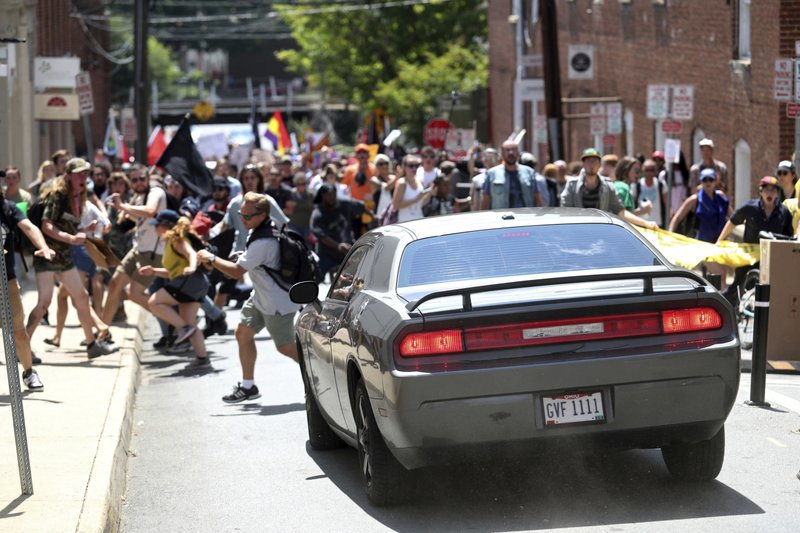Franklin Graham defiende a Trump, culpa a Satanás por disturbios de Charlottesville