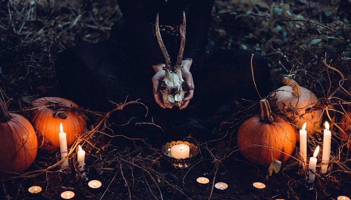 Pastora a cristianos: “¿Halloween trae gloria a Dios?”
