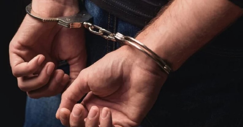 Liberan a cristiano detenido por policía en Pakistán