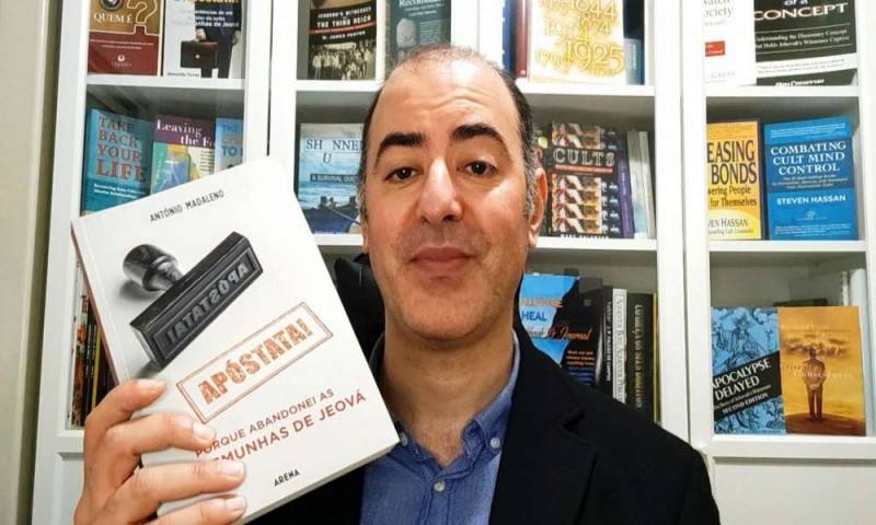 Autor define a la religión de testigos de Jehová como una secta destructiva